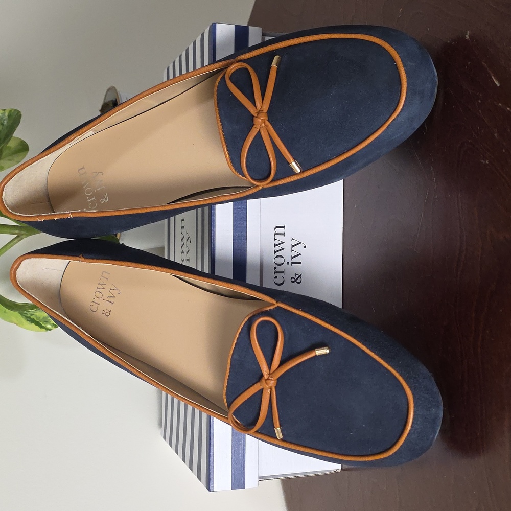Crown & Ivy Women's Blue and Tan Loafers Sz 9.5